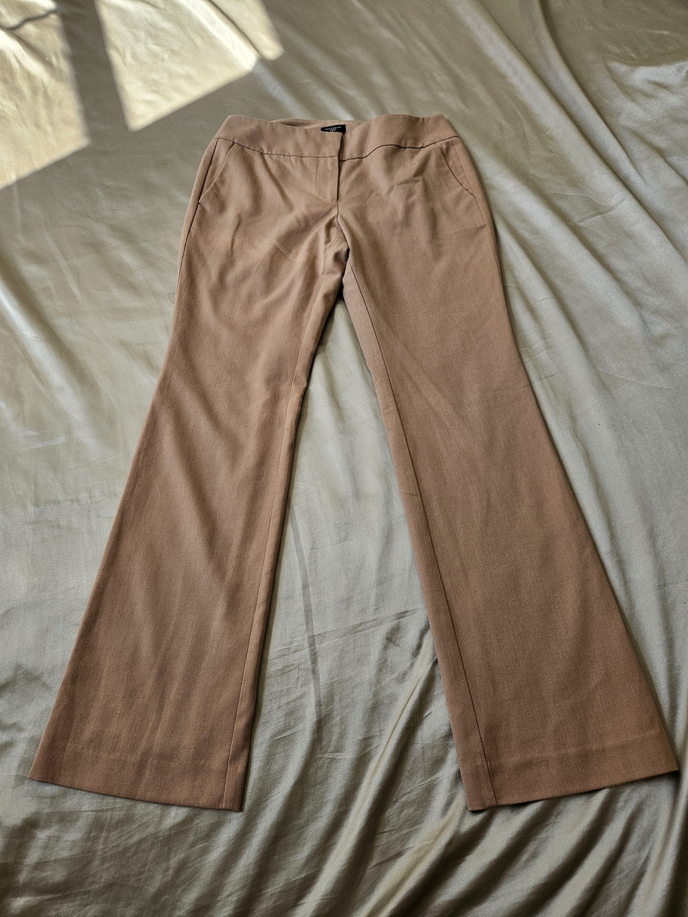 Ann Taylor Tan  Bootcut Dress Pants Fully Lined Sizs 2P